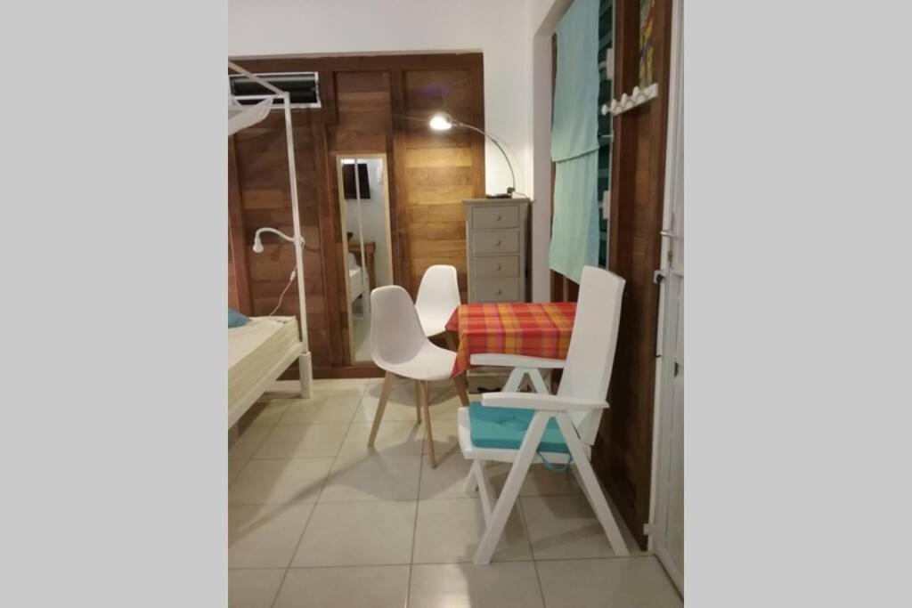 Gîte Cajou dans Domaine Tropical ventilé à Sainte-Anne Esterno foto